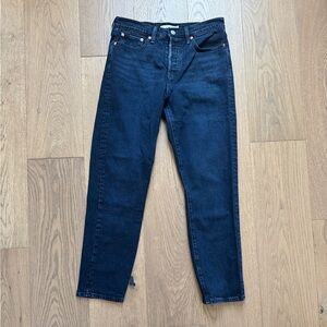 Levi's Wedgie Icon Denim Taper Jeans - Size 28 - EUC - Black Wash